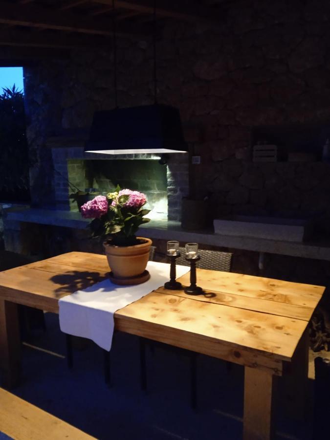 Apartmani Nila Sveta Nedelja  Εξωτερικό φωτογραφία
