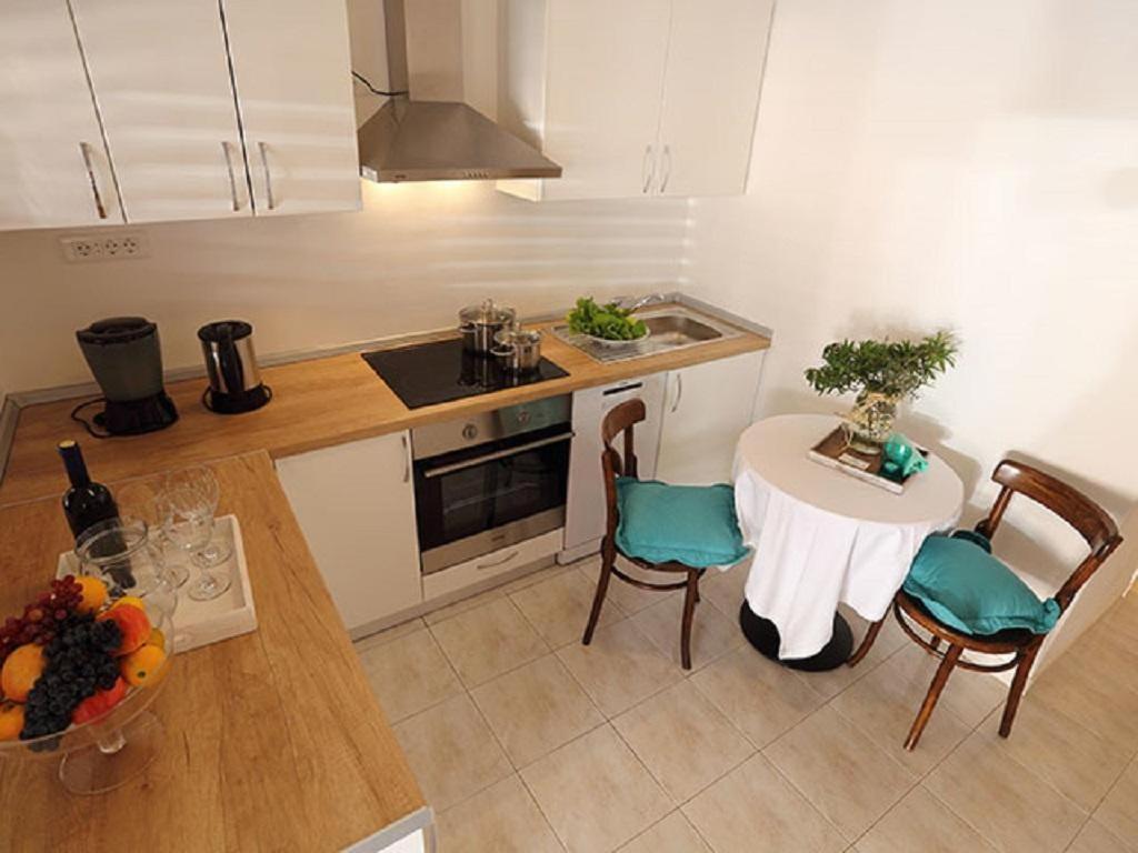 Apartmani Nila Sveta Nedelja  Δωμάτιο φωτογραφία