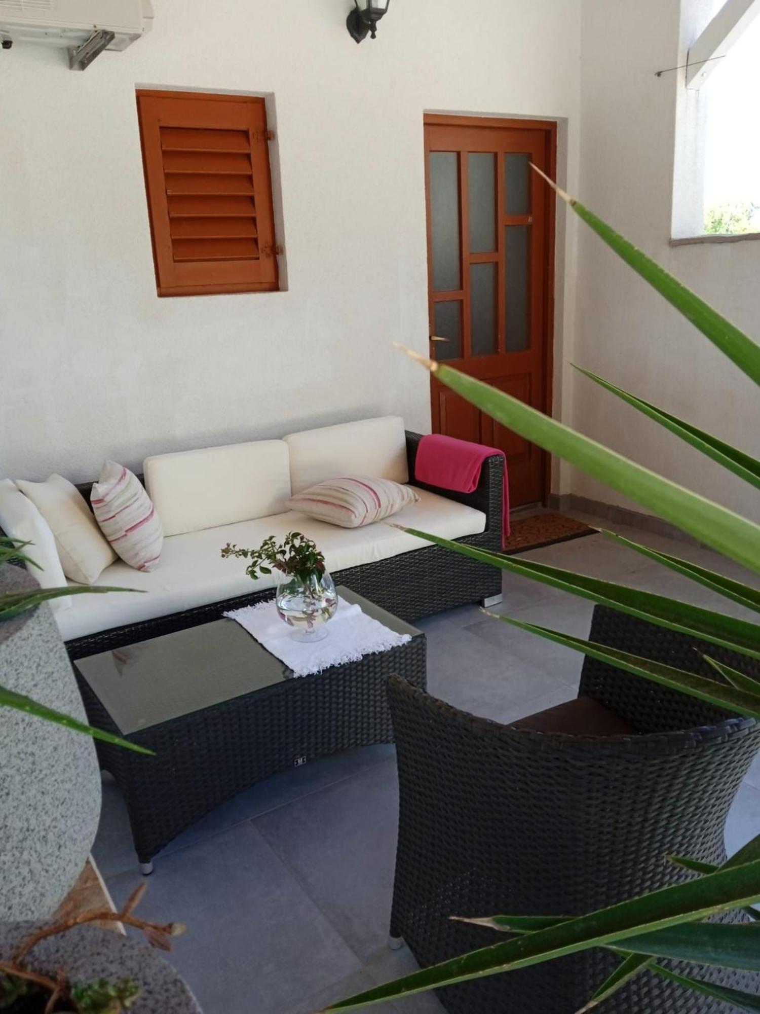 Apartmani Nila Sveta Nedelja  Δωμάτιο φωτογραφία